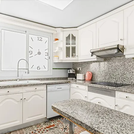 Lägenhet Atico Con Terraza