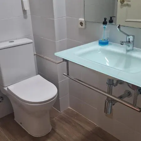 Atico Con Terraza 아파트