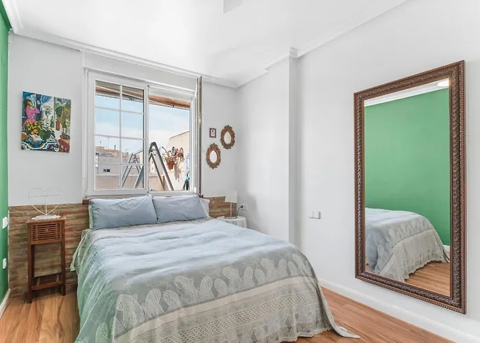 Atico Con Terraza Daire