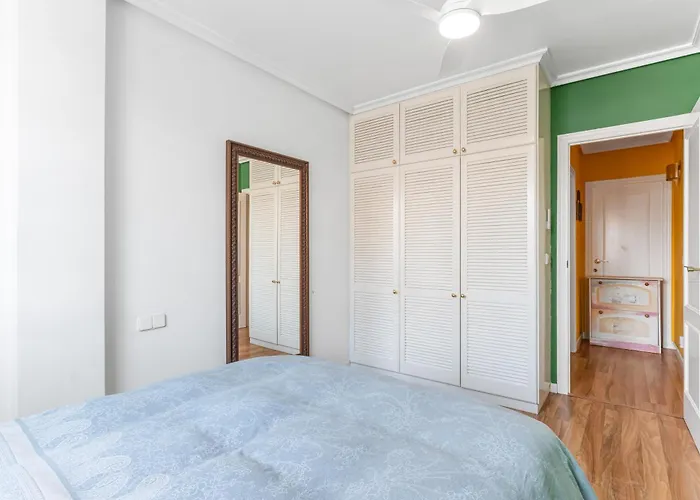 Atico Con Terraza Daire *