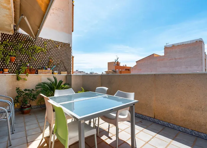 Atico Con Terraza